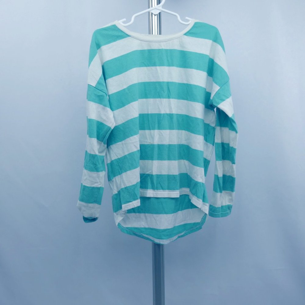 super cute blue and white stripped Tee